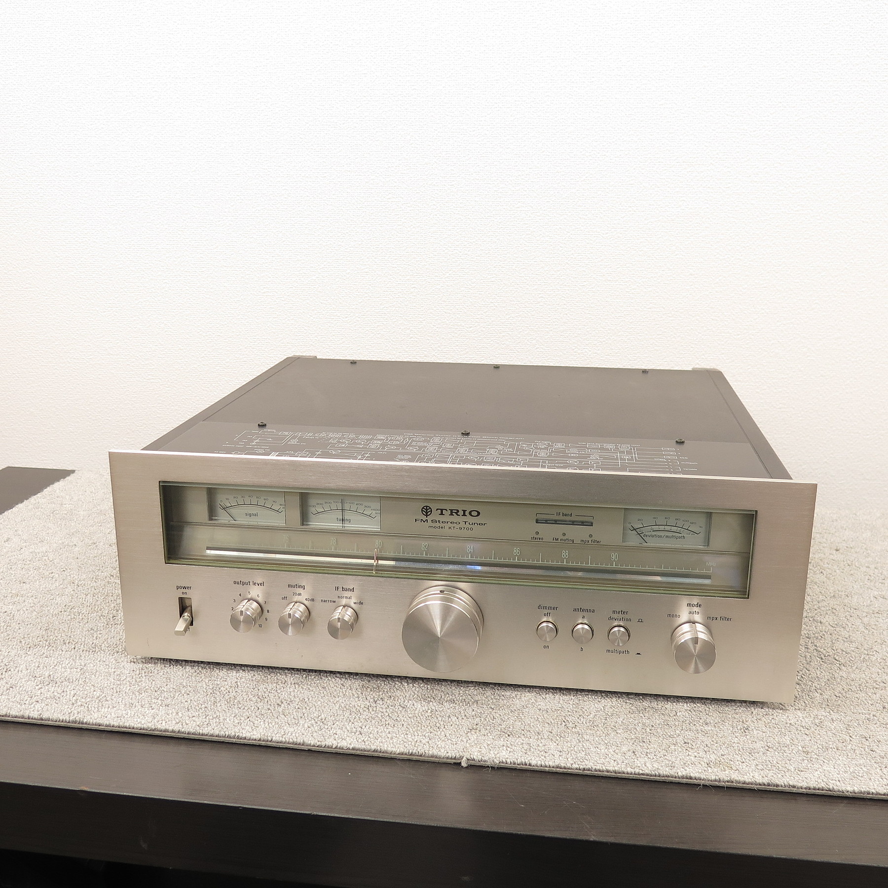 現状】トリオ TRIO KT-9700 チューナー 元箱付 @49899 / 中古