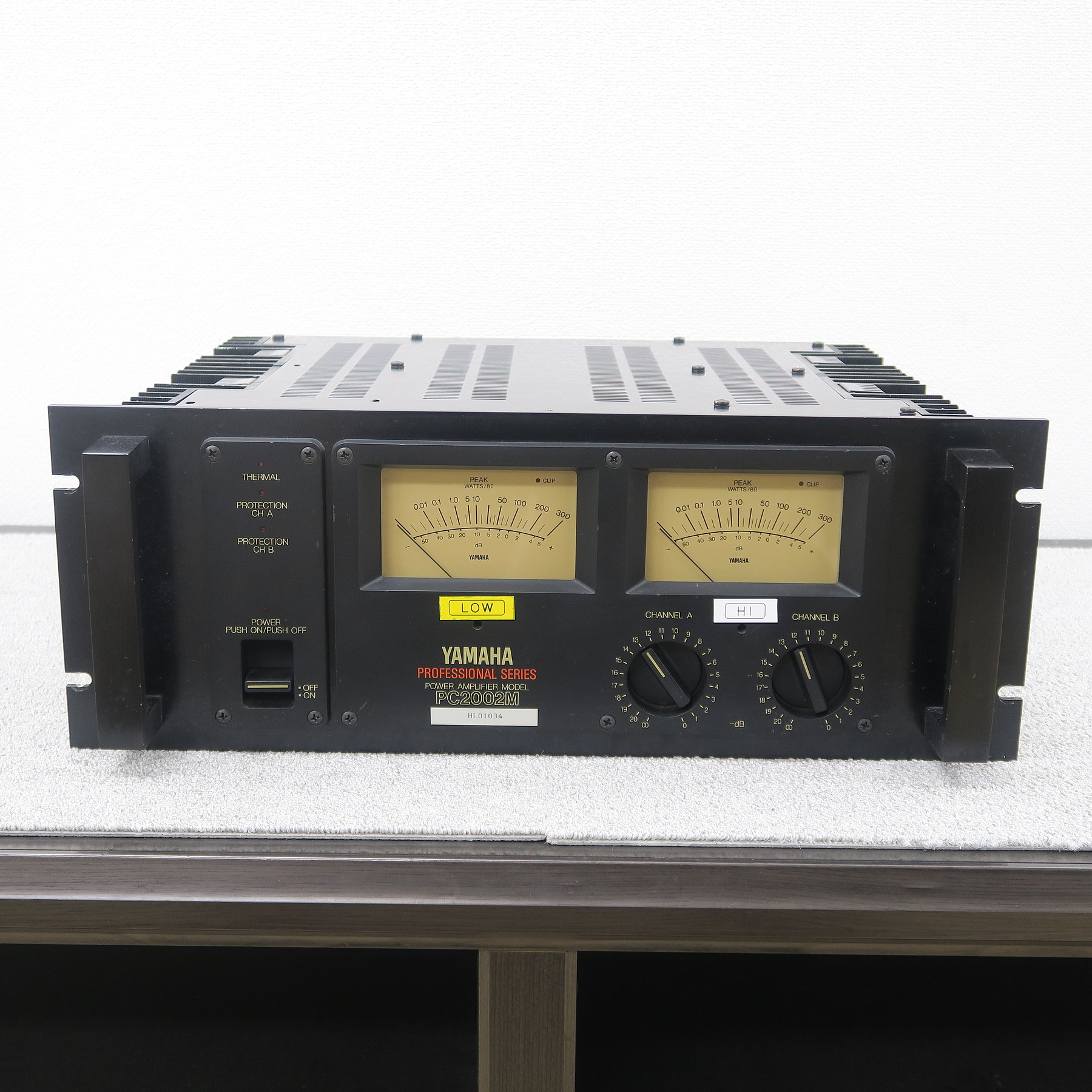 ジャンク】ヤマハ YAMAHA PC2002M PAパワーアンプ @52725 / 中古