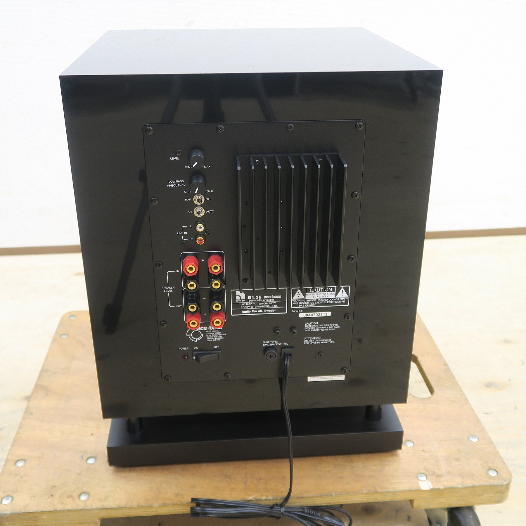 Bランク】オーディオプロ audio pro B1.36 ace-bass サブウーファー