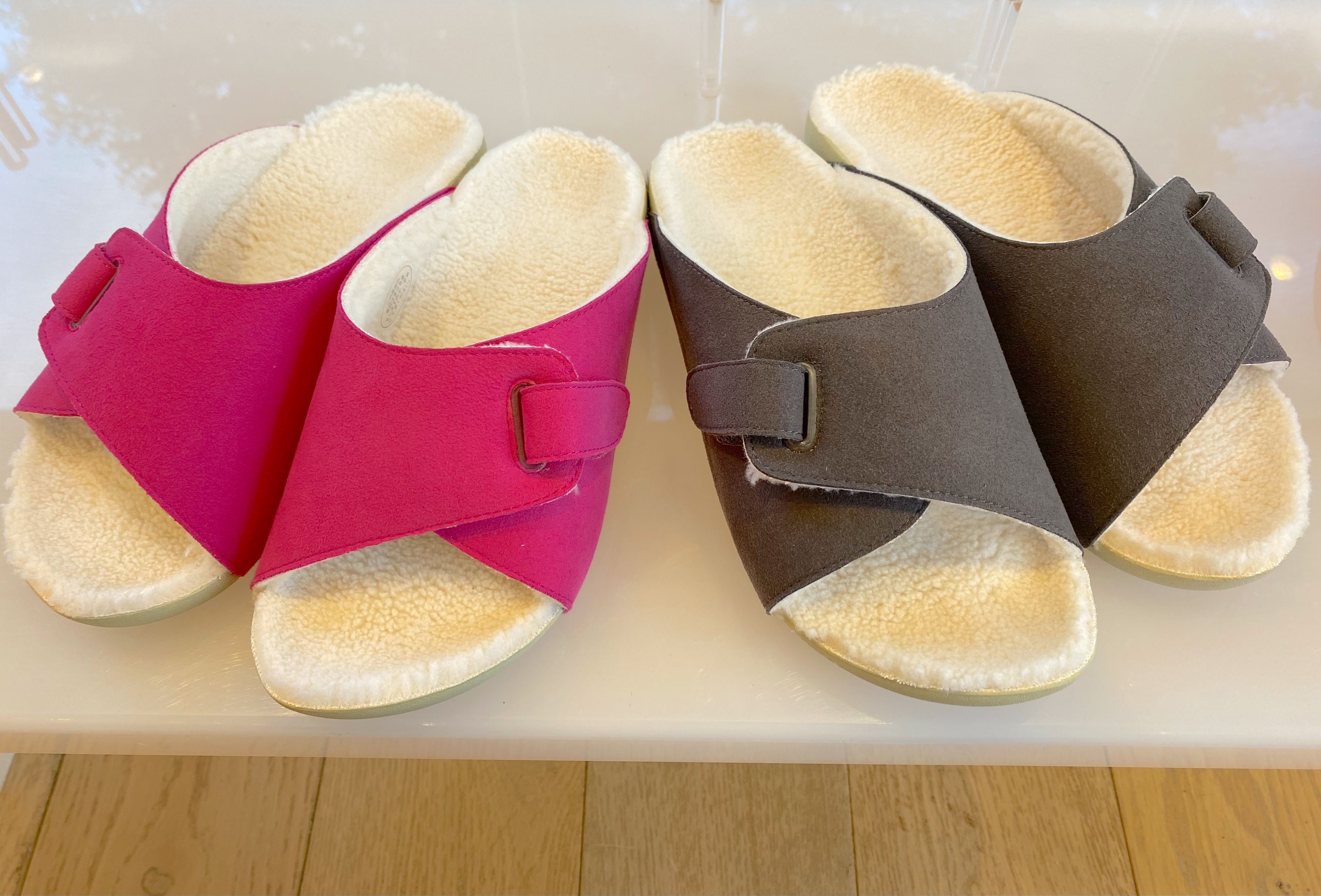 静岡本店】敬老の日におすすめ♪温かいボア付きスリッパ新登場