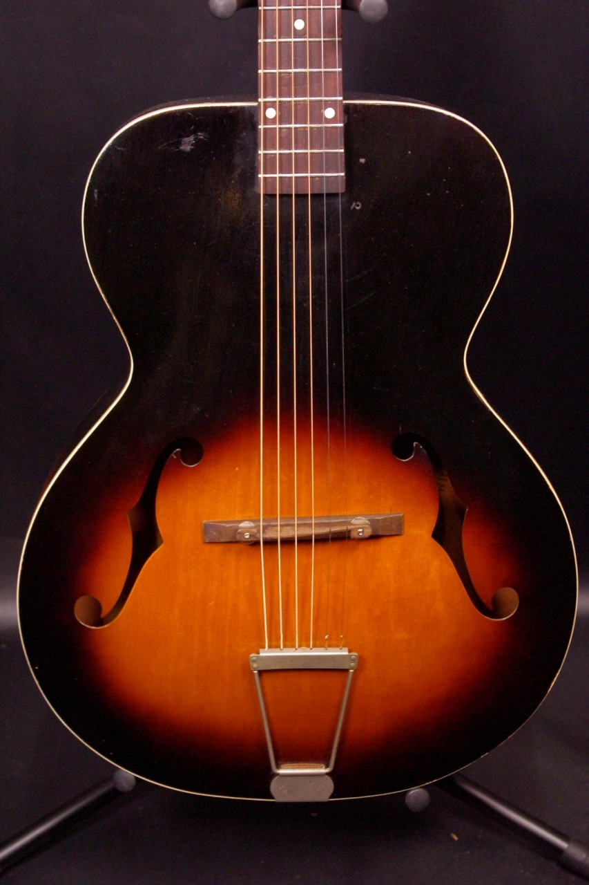 ヴィンテージのアーチトップギター KAY N-11 - Akasaka Base