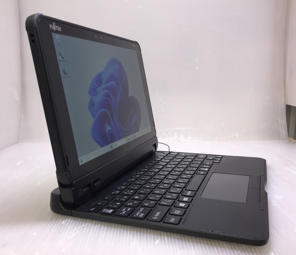 富士通 ARROWS Tab Q5011/GB (Pentium Silver N6000 1.1GHz/8GB/256GB