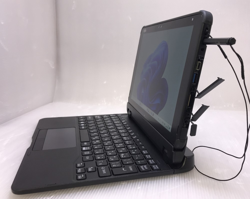 富士通 ARROWS Tab Q5011/GB (Pentium Silver N6000 1.1GHz/8GB/256GB