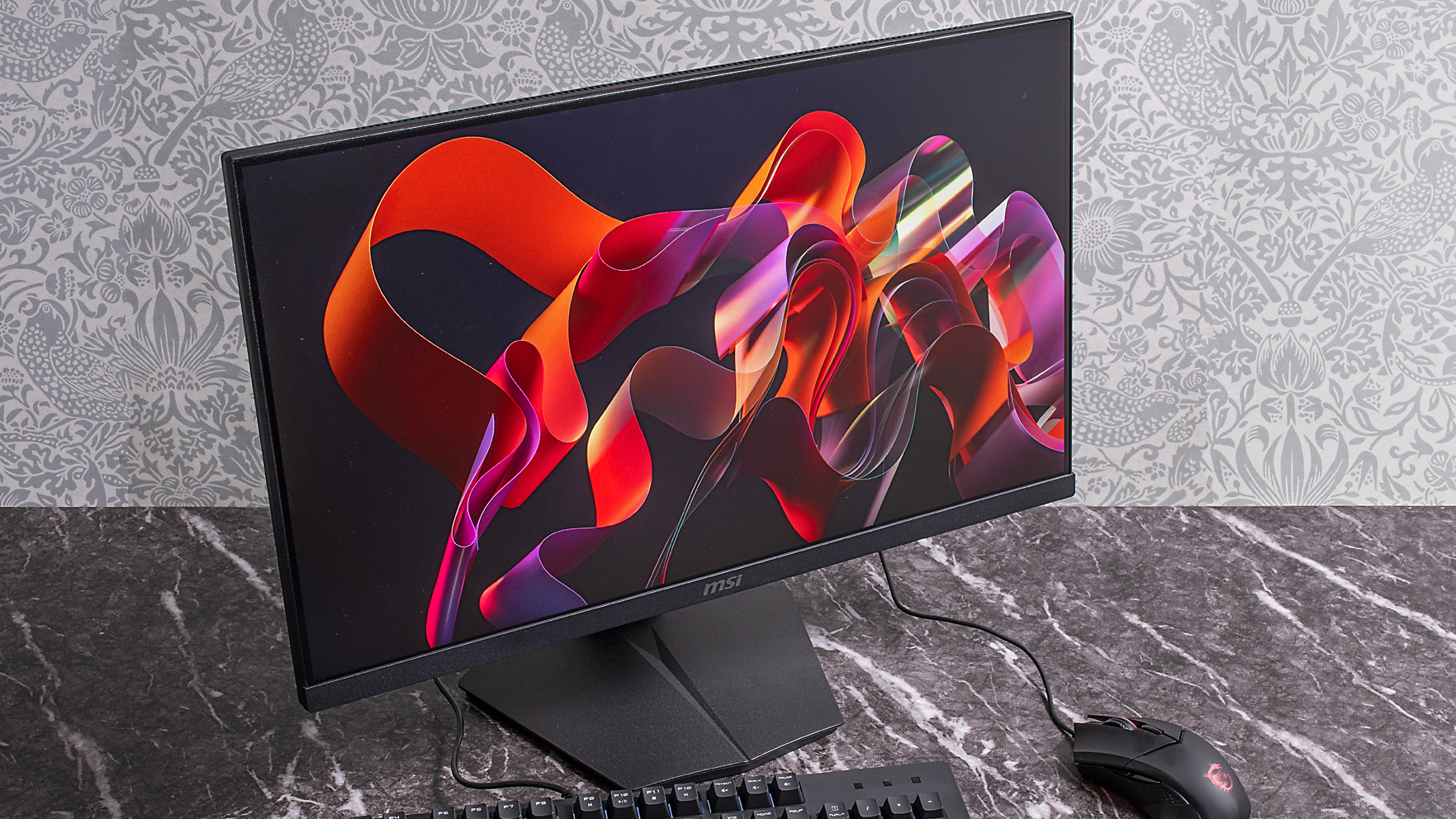 フルHDで180Hz、PS5の120Hz動作にも対応したMSI「G244F E2」は