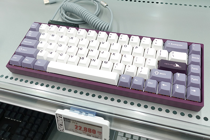 アルミ筐体/65%レイアウトのDarmoshark製ゲーミングキーボード「KT68