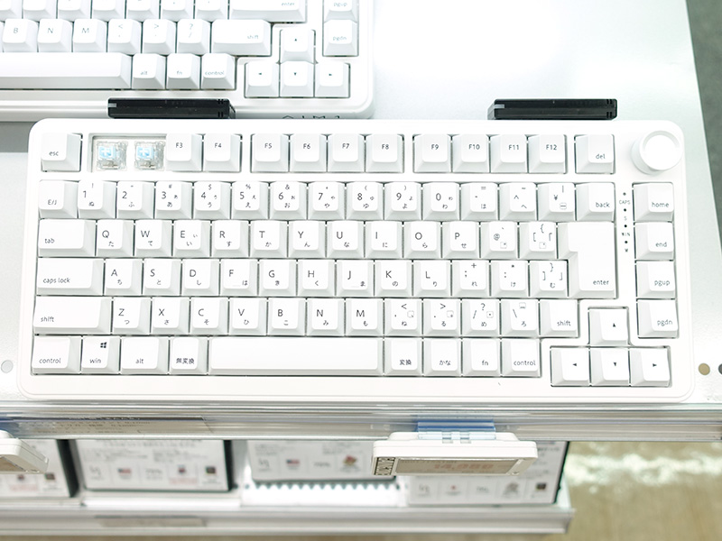 AIM1の75%ラピトリキーボード「瞬」に日本語配列モデル - AKIBA PC