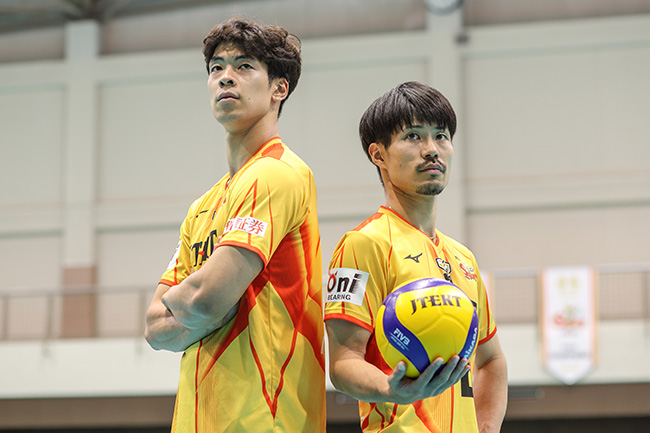 ジェイテクトSTINGS愛知 関田誠大選手＆宮浦健人選手にインタビュー