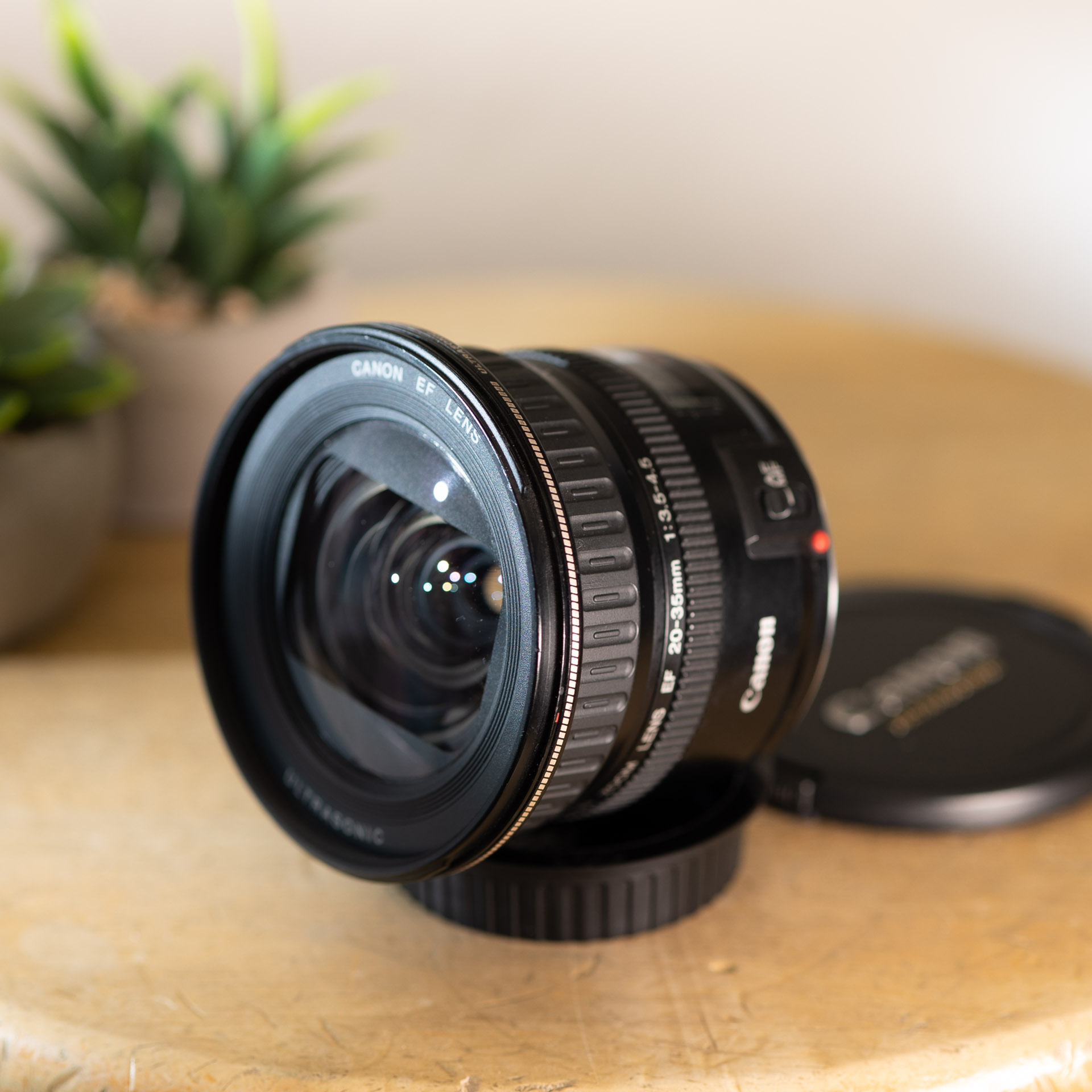 Canon EF 20-35mm F3.5-4.5 USM - Aidan Samuels Photography