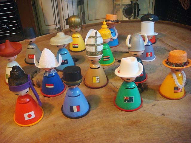 1970年 大阪万博EXPO70 各国 住友信託銀行 ソフビ貯金箱15個セット