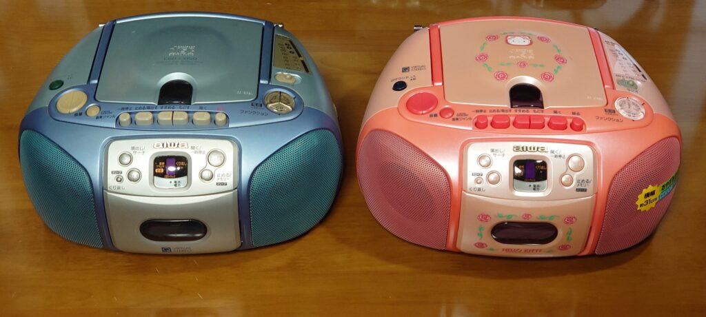 CSD-EX150 & CSD-EX153 (Hello Kitty Ver.) | アイワ博物館