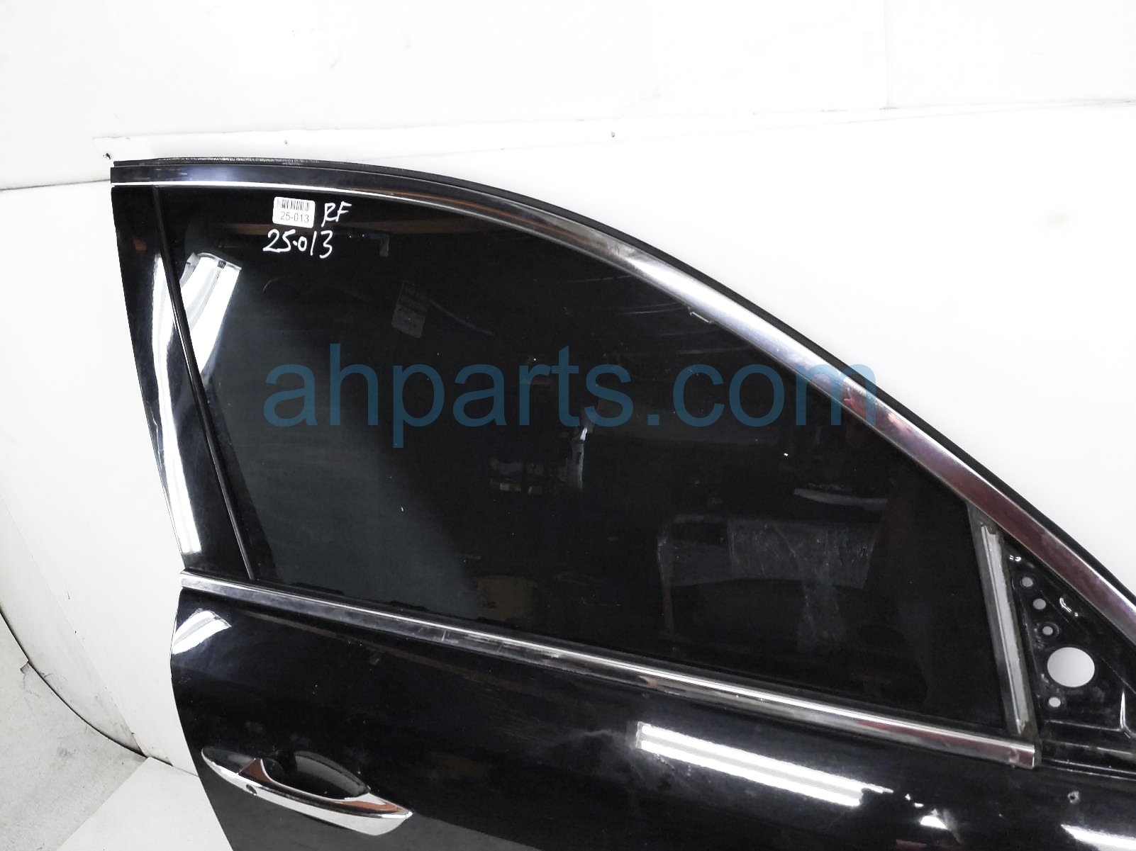2015 Acura MDX Front Passenger Door - Black - No Mirror/trim 67010
