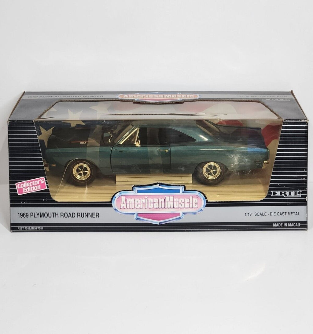 American Muscle 1969 Plymouth Hemi Road Runner 1:18 Ertl