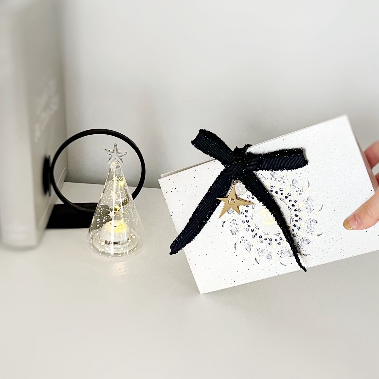 口コミ】シャネルのクリスマス2025！チャームが無料！CHANEL