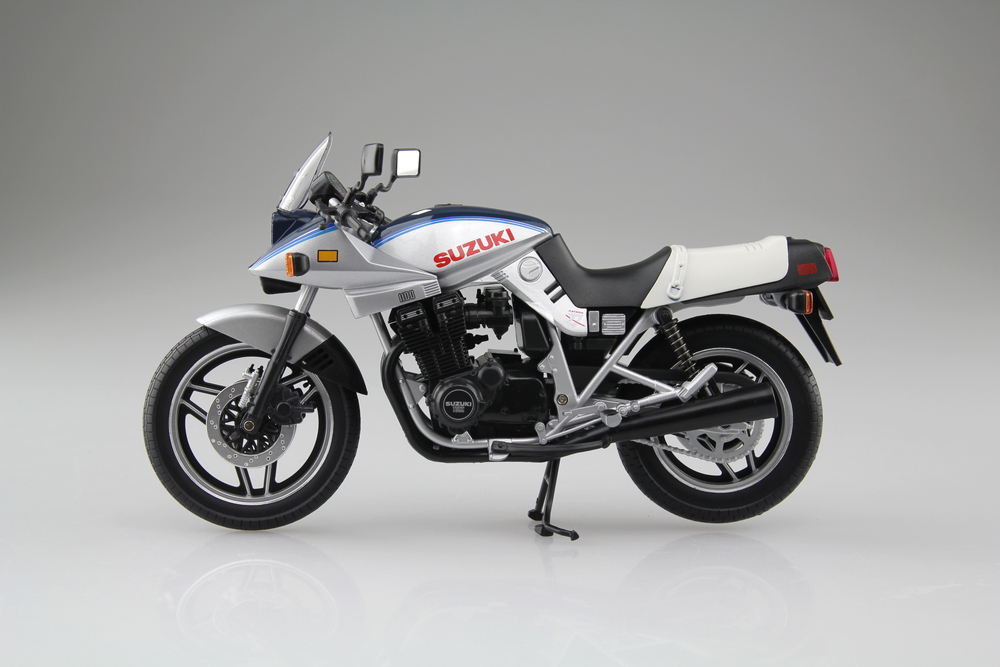 SUZUKI GSX1100S KATANA SD（青／銀） - AOSHIMA SCALE MODEL LINEUP