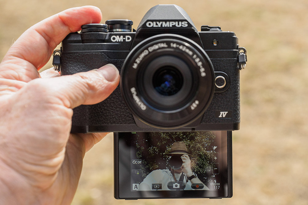 Olympus OM-D E-M10 Mark IV review - beginners are in luck