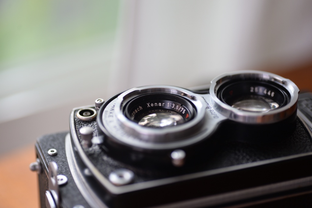 ついにローライの二眼レフを買った｜ROLLEICORDⅢ Xenar75mm F3.5を