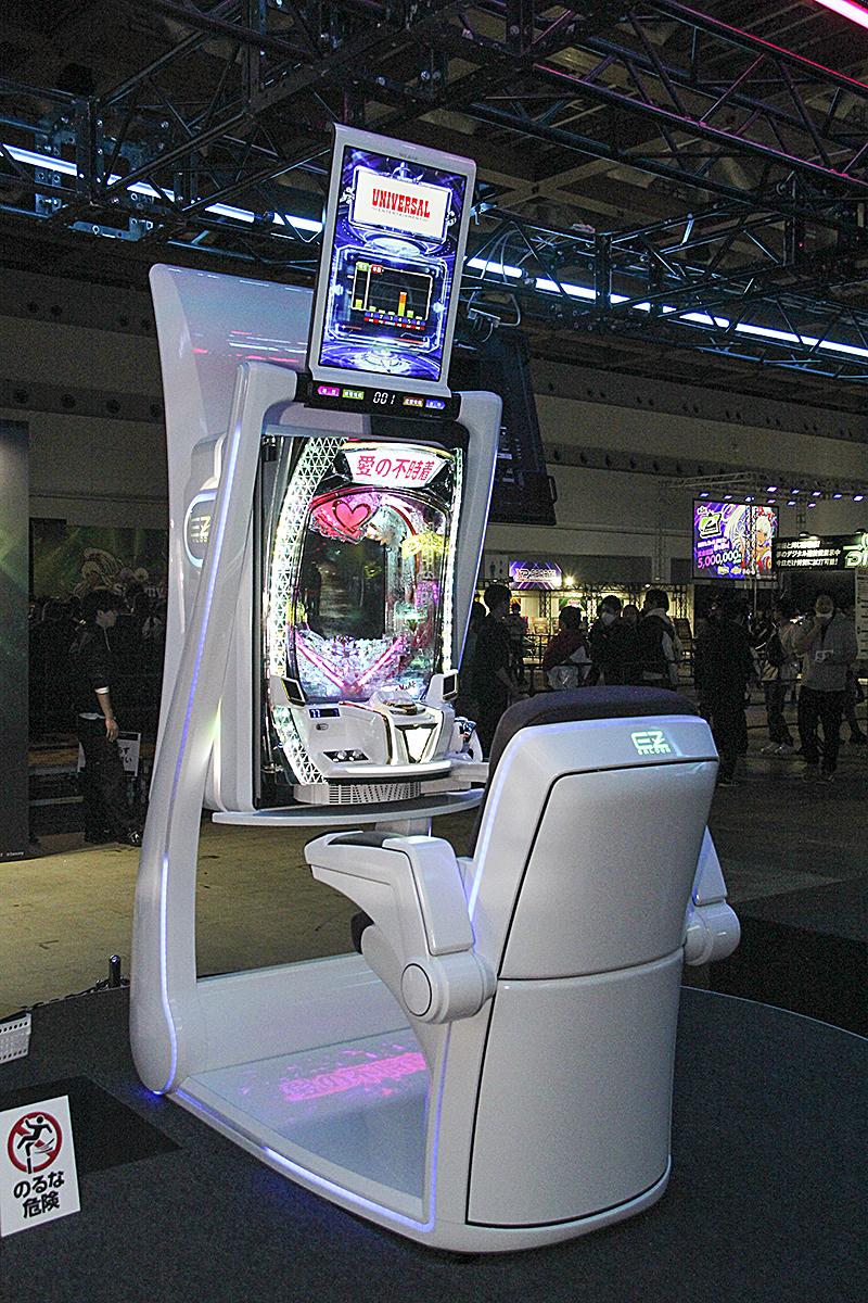 最先端技術が詰まった未来の遊技機が注目集める｜ユニバカサミフェス