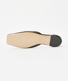 PIPPICHIC(ピッピシック)】 CROSS STRAP SQUARE TOE SHOES|allureville