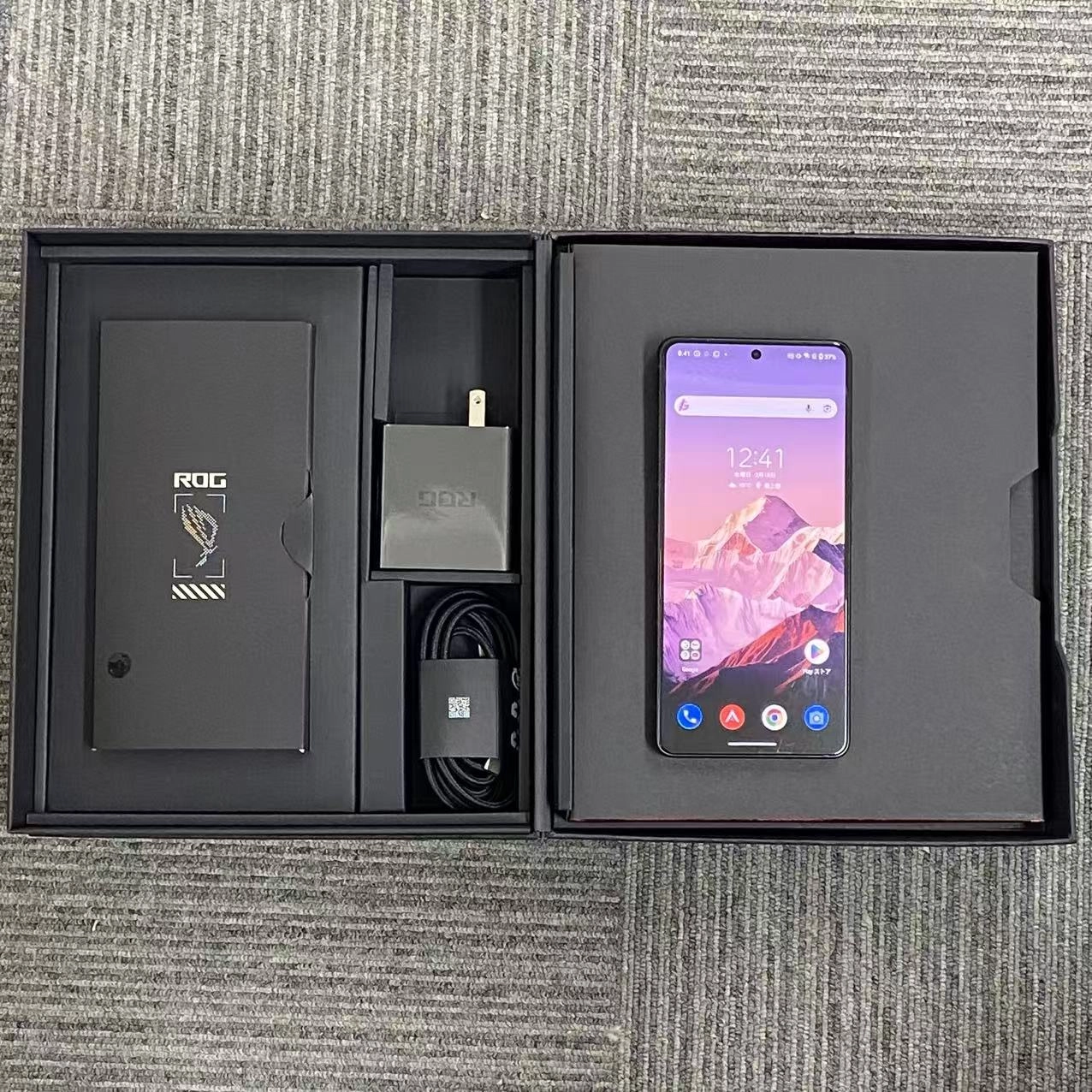 ROG Phone 9 Pro 16GB/512GB ブラック AI2501 SIMフリー | 中古スマホ