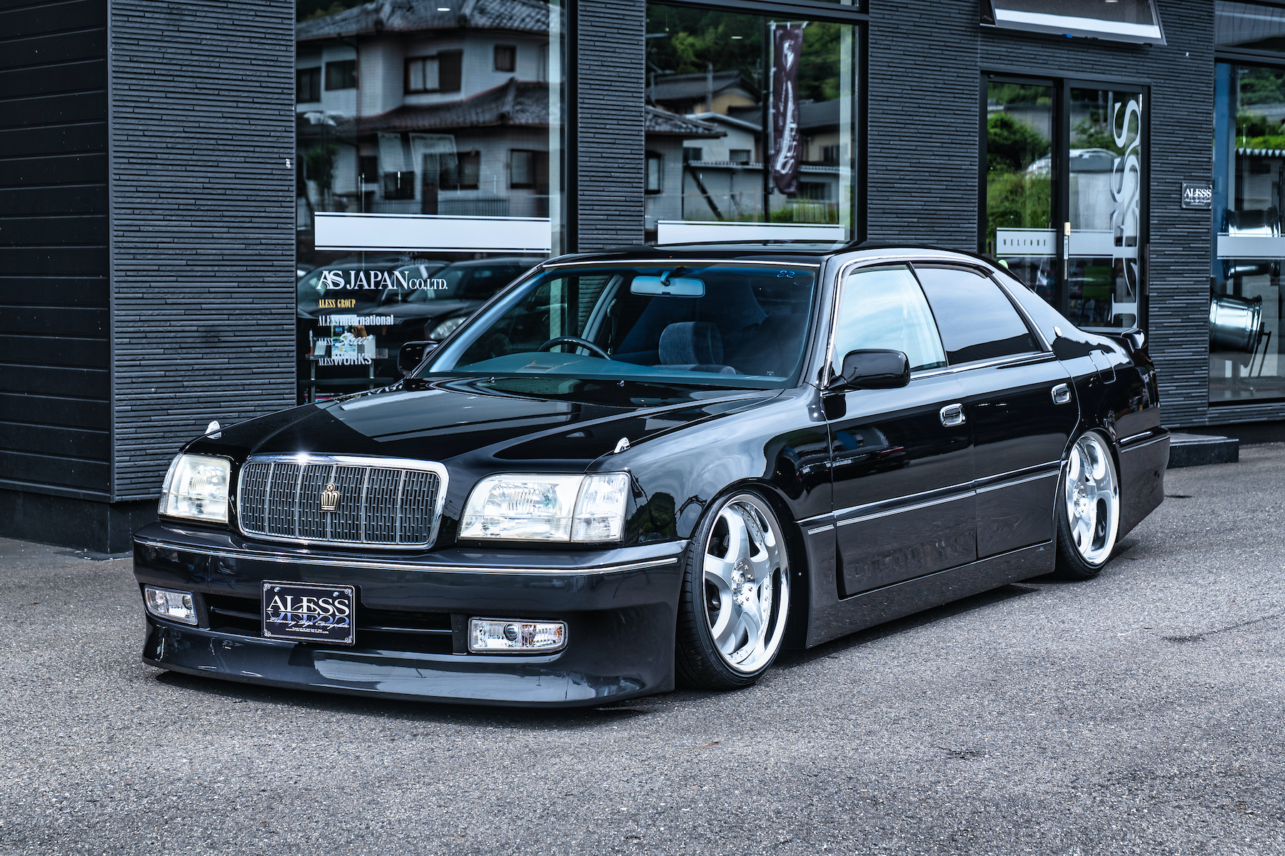 今狙うなら平成一桁代のVIPカー。注目度が急上昇中！ - ALESS MAGAZINE