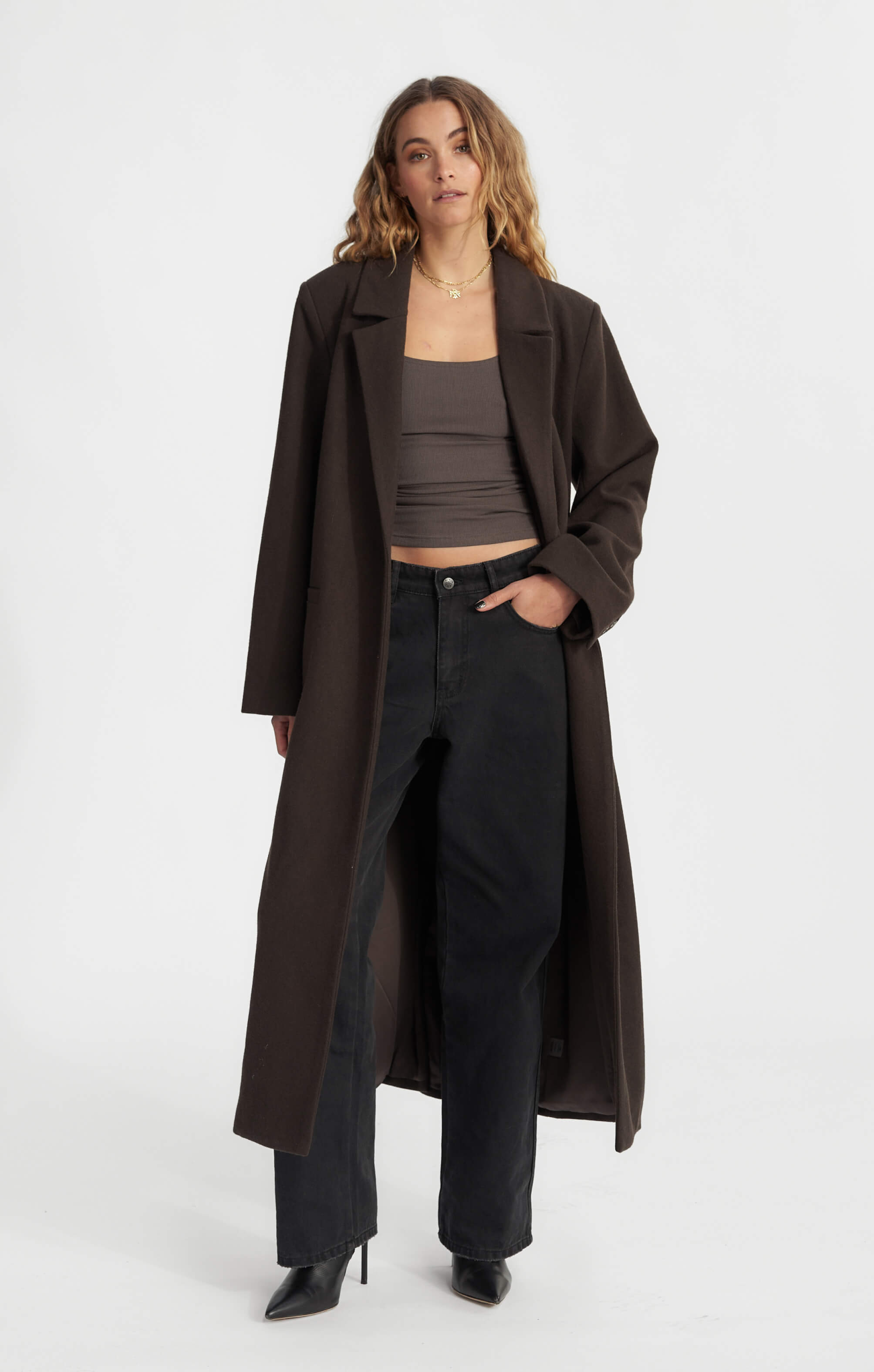 THELONGLINECLASSICCOAT-