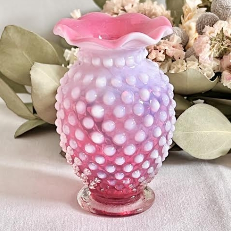 フェントン製 ミルクガラス フリル花瓶 – Allen Antiques アレン