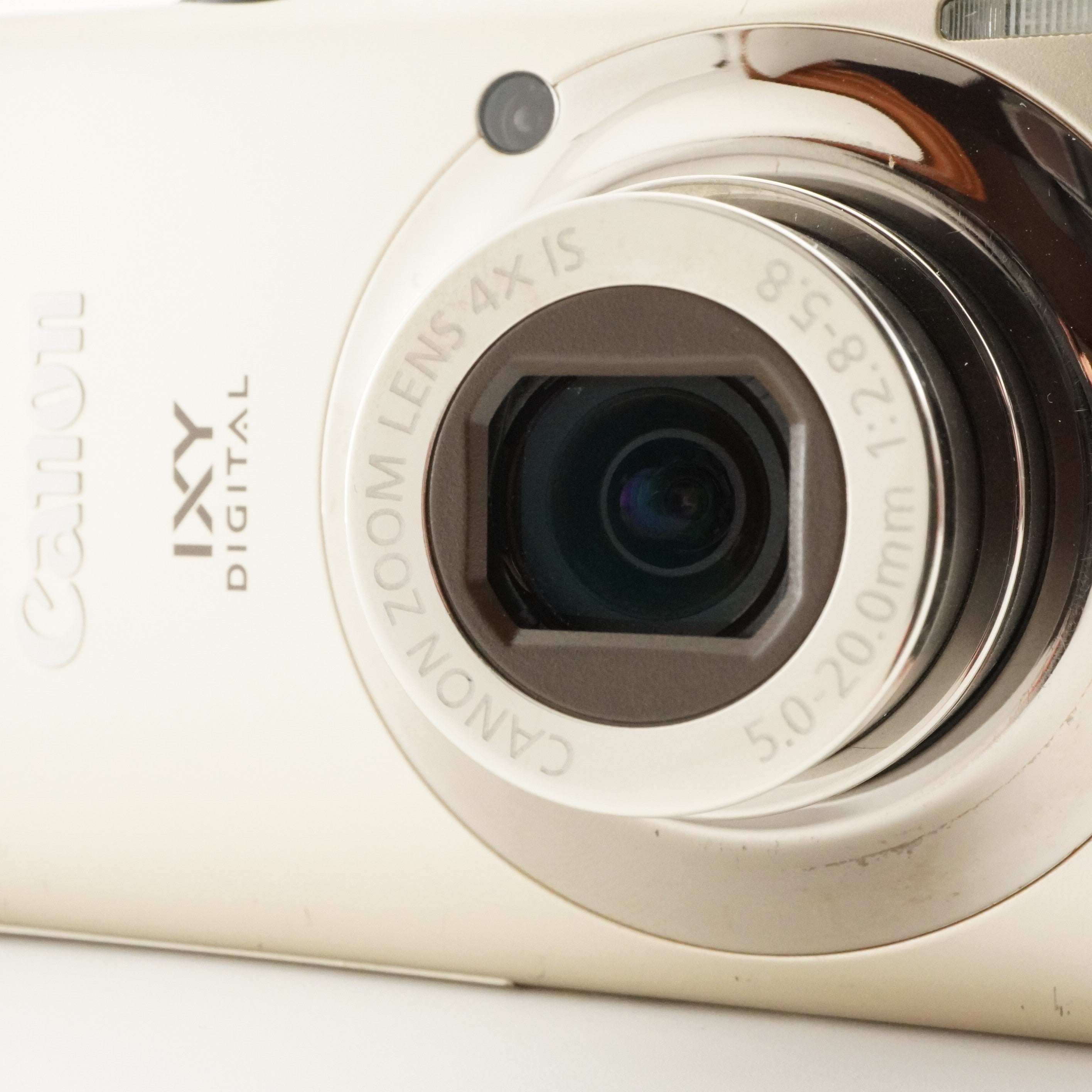 Canon IXY DIGITAL 920 IS Gold With 4GB SDHC Card Digital Camera