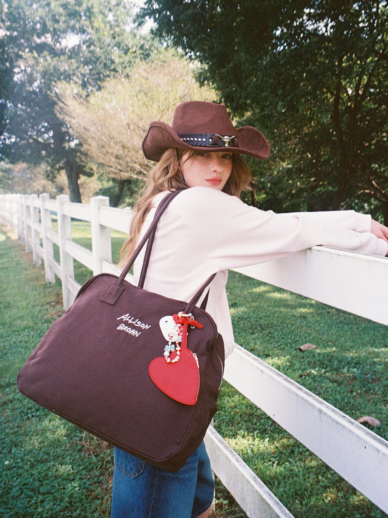 Holiday Canvas Bag – ALLISON BROWN