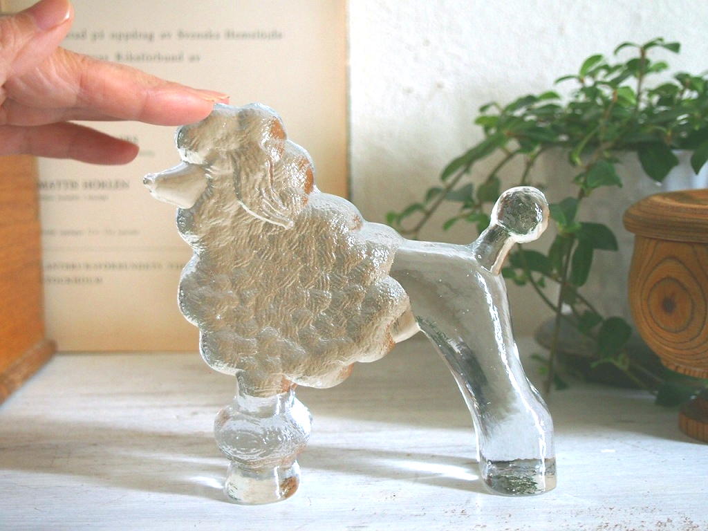 北欧ヴィンテージ KOSTA BODA Bertil Vallien クリスタルのプードルの
