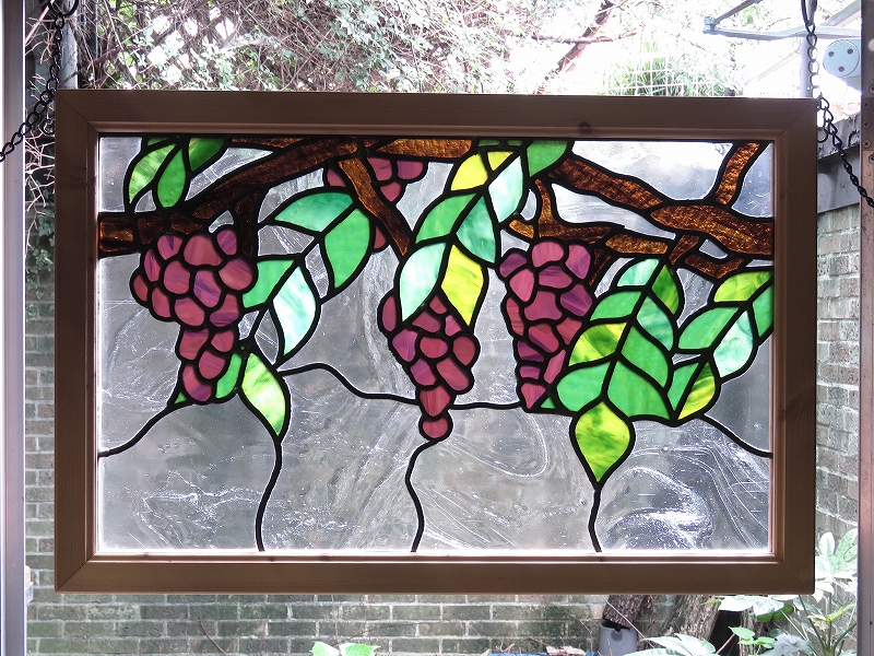 ぶどう柄のステンドグラス イギリス製（4月05日） | アンティーク家具