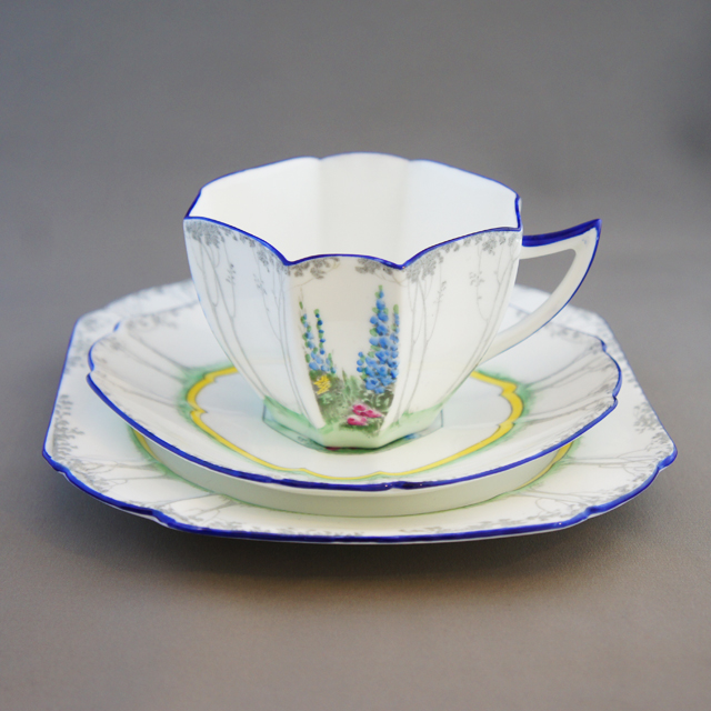 シェリー「クイーンアン ティートリオ – My Garden –」《アンティック