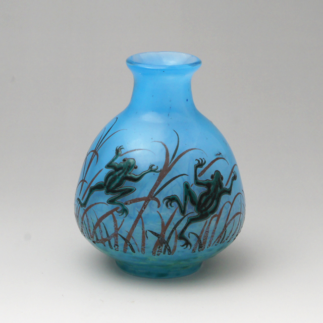 エミール・ガレ「蛙に蜻蛉文花瓶」《アンティックかとう》