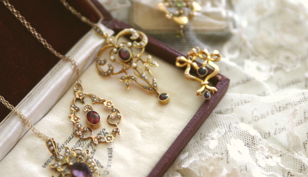 アンティークペンダントトップ イギリス アメシスト シードパール ベル