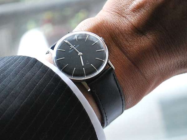 ジャガー・ルクルト ブラックダイヤル 2針 手巻き 美品 | アンティー