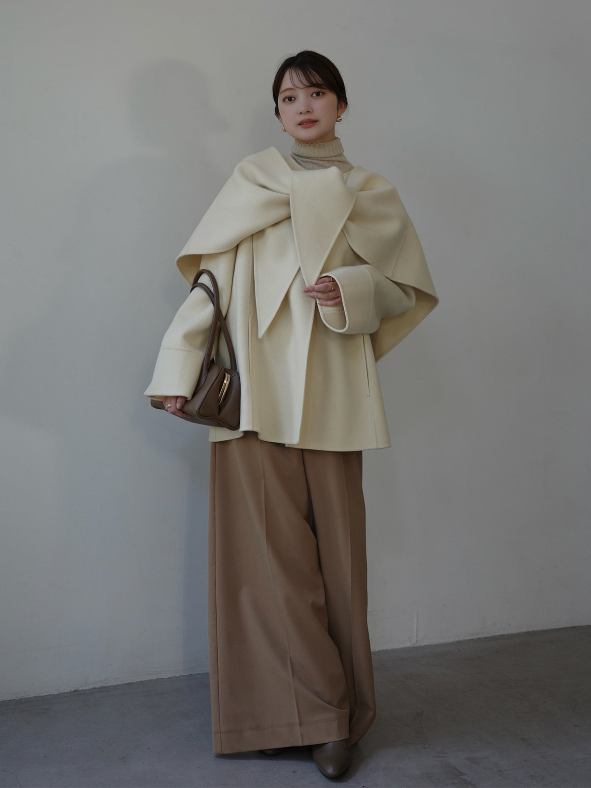 リバーウールミドルマフラーコート