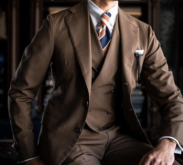 超軽量！猛暑も涼しく快適なスーツ】エルメネジルド・ゼニア別注の