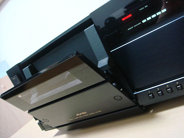 Aurex XR-Z90(東芝) 1982年 | 古いハードに囲まれて since2011