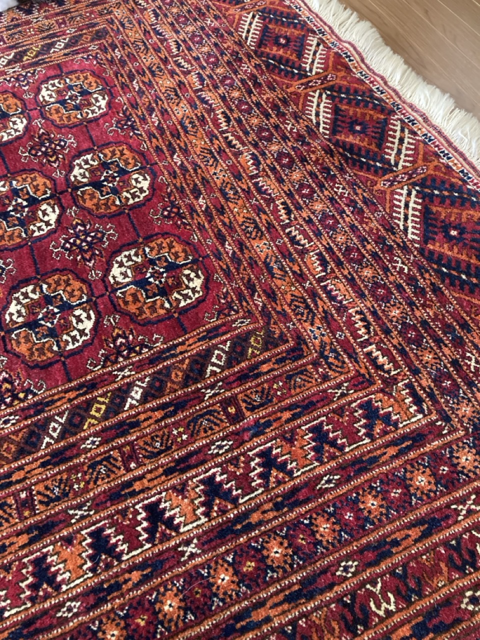 ANATOLIAN RUGS / ブハラ(ウズベキスタン)絨毯 BUHARA SEMI ANTIQUE