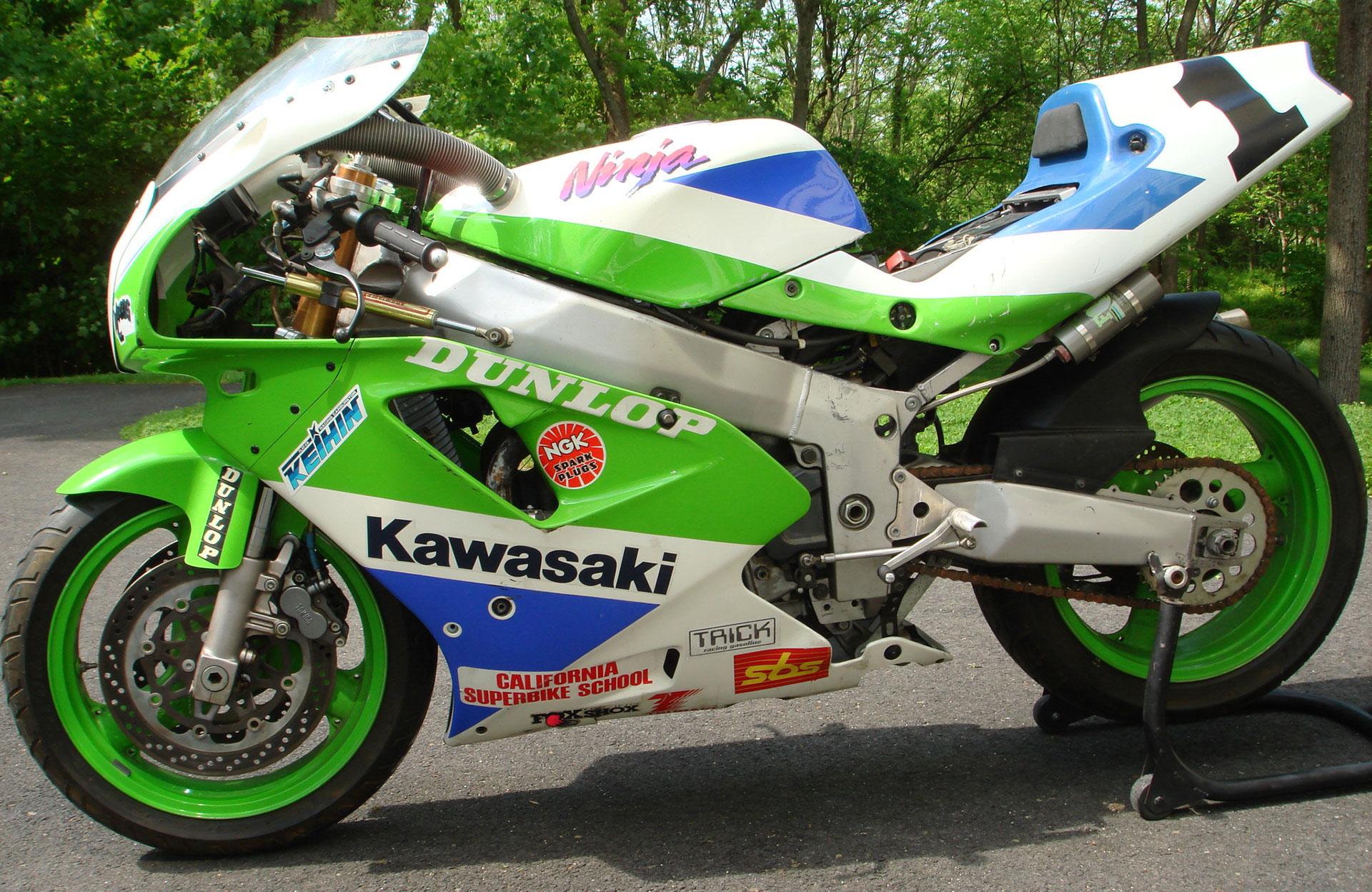 ZXR750 (H2 Model) | Andys Kawasaki ZXr/ZX7R Tribute Website