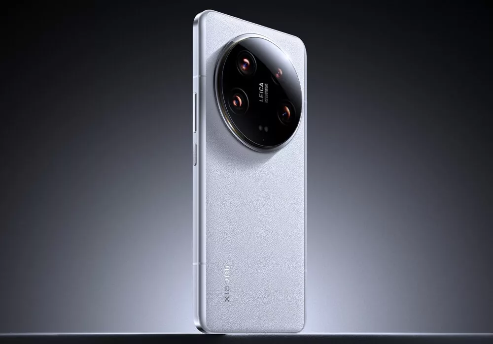 Xiaomi 14 Ultraの外観発表。中国版は22日、グローバル版は25日発表へ