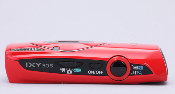 ASCII.jp：キヤノン初！ 裏面照射搭載のIXY 30Sを試す (1/3)