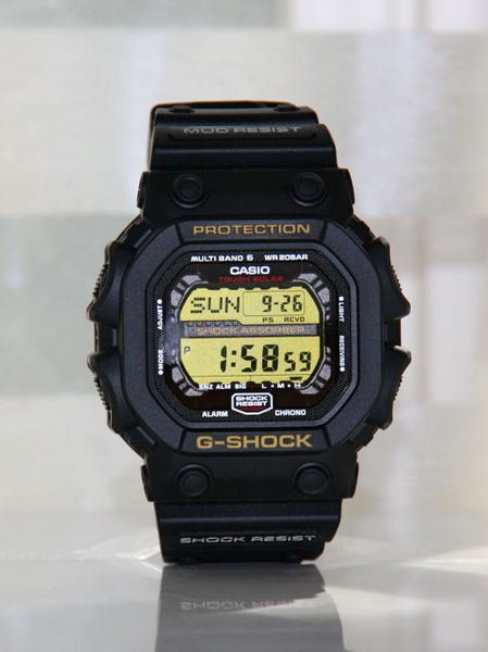 ASCII.jp：カシオG-SHOCK史上最大の「GXW-56」を衝動買い！ (1/2)