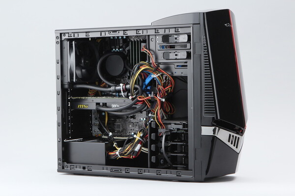 ASCII.jp：GTX 980 Ti搭載の“ダブル水冷パソコン”は、最上位「TITAN X