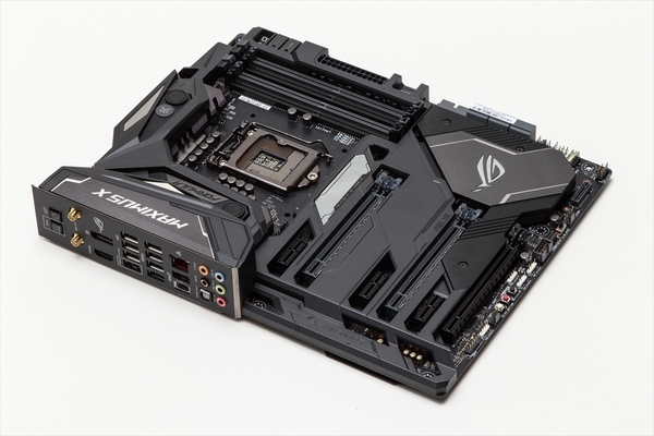 ASCII.jp：マザーボード、ハイエンドとエントリー向けはどこが違う