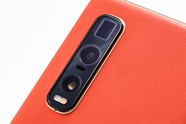 ASCII.jp：auから登場のOPPO最新ハイエンド機「Find X2 Pro」の実機