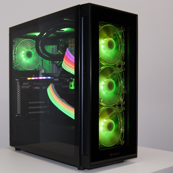 ASCII.jp：電源ケーブルも光るコダワリの超ライトアップゲーミングPC