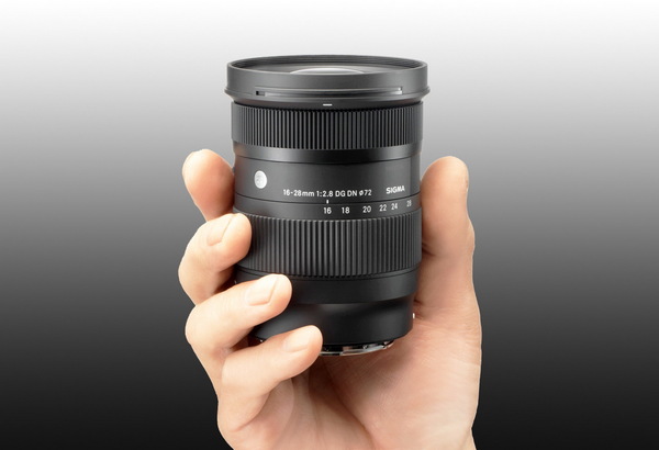 ASCII.jp：シグマが小型軽量の超広角ズームレンズ「16-28mm F2.8 DG DN