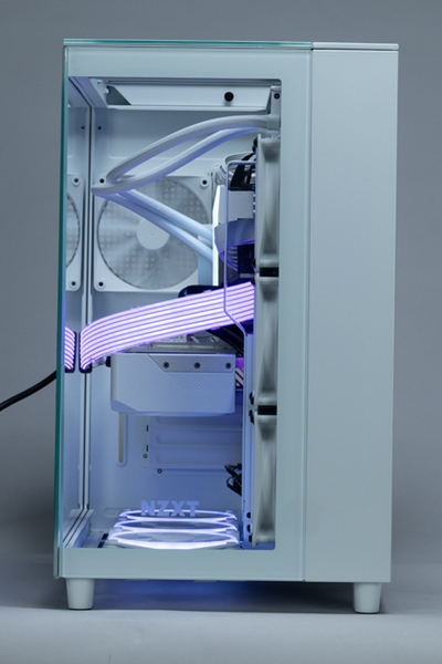 ASCII.jp：NZXT「H9 Elite」に合わせてコダワリまくったパーツ選定が