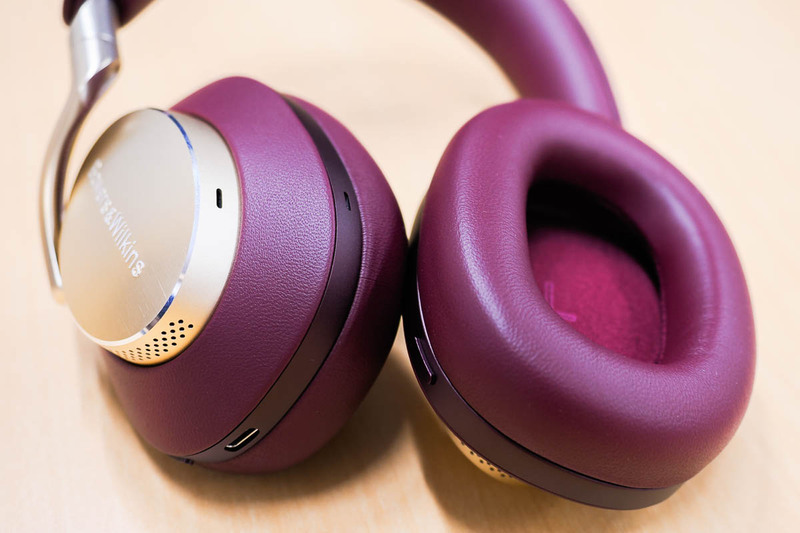 B&W、ハイエンドヘッドホン「Px8」に新色ロイヤル・バーガンディ