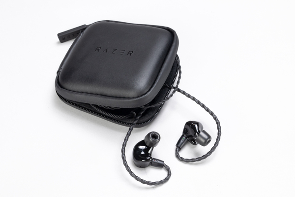 ASCII.jp：フィット感や疲れにくさ重視なら最適、ゲーミングイヤフォン